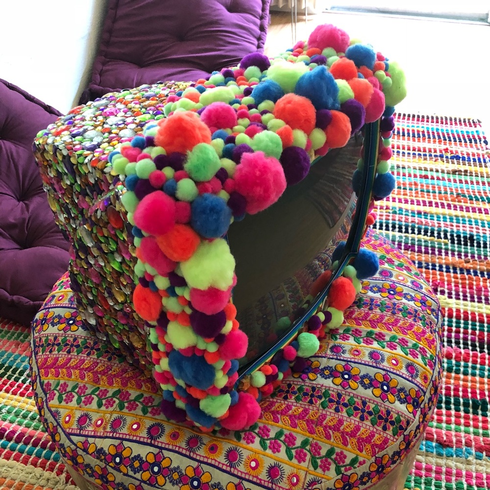 Pompom Tv!!!!! - Picture 4 of 5